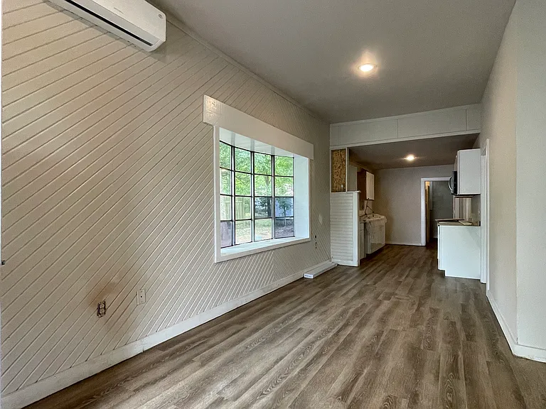 803 2nd Ave — Photo 5
