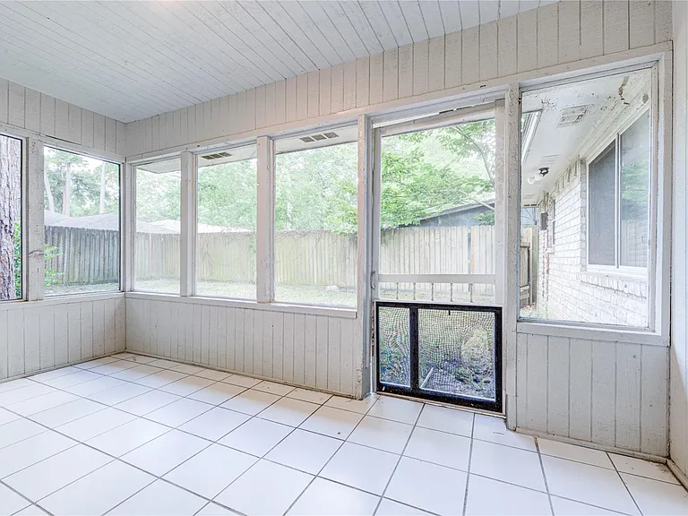 2126 Fir Springs Dr — Photo 17