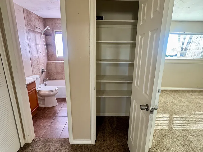 1125 Cree Dr — Photo 15