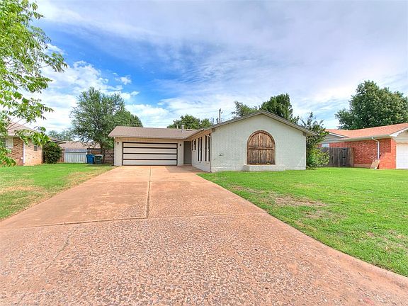 4th image of 735 Sunset Dr