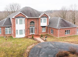 1057 Birds Nest Rd, Steelville, MO 65565