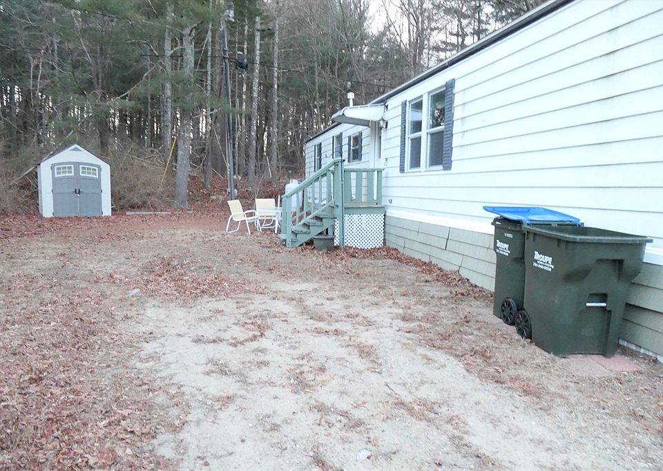 2nd image of 214 Washington St Trailer 32