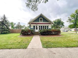 902 3rd St, Brookings, SD 57006