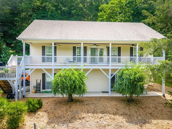 771 Mill Creek Rd, Franklin, NC 28734