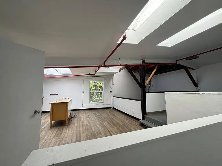 4001 San Leandro St #31 — Photo 6