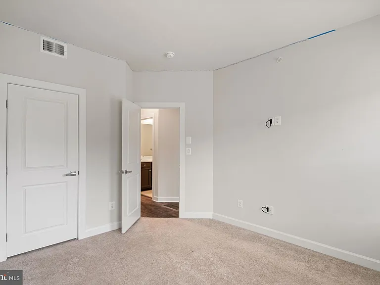 43467 Grandmoore St — Photo 34