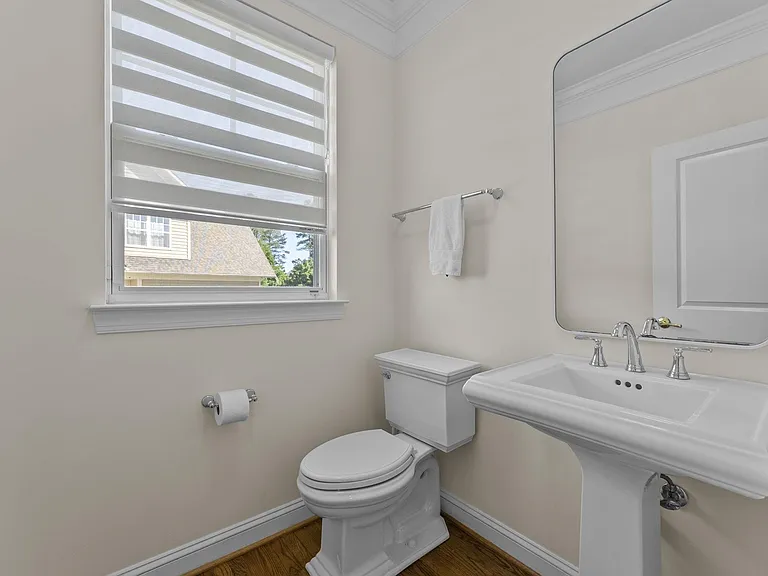 4039 Cray Dr — Photo 31