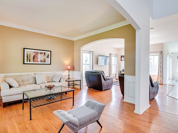 4th image of 2344 Amsterdam Cir
