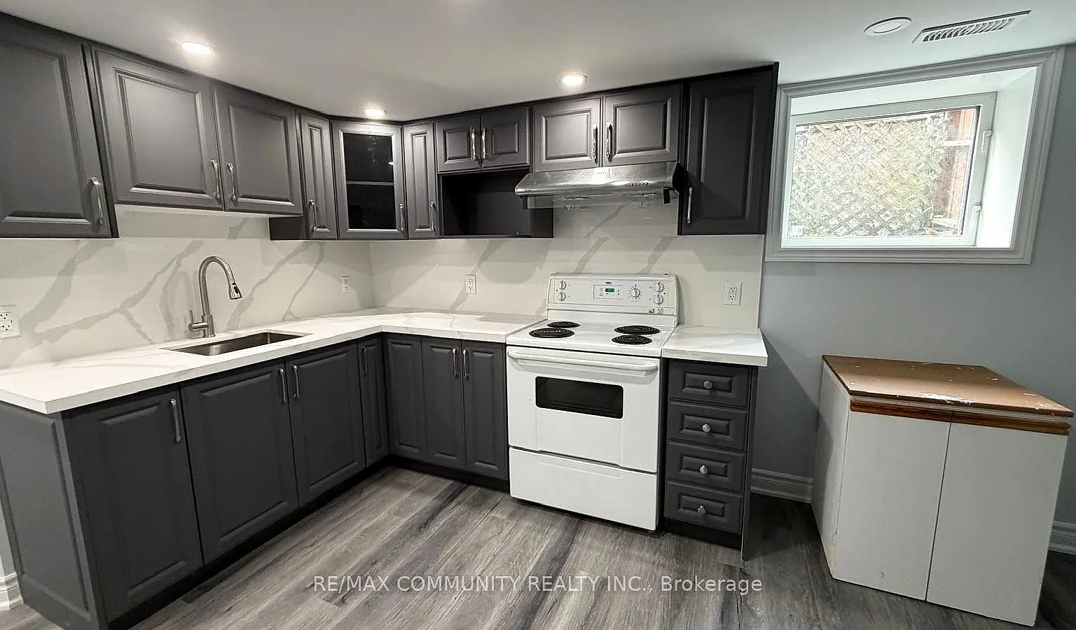 2 bed, $1,800 — Photo 3