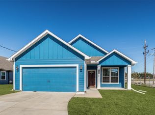 308 E Houston St, Leonard, TX 75452