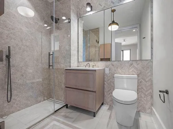 262 9th Street image 17 of 37