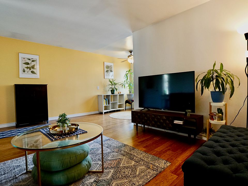 1st image of 4367 Idaho St Unit 8
