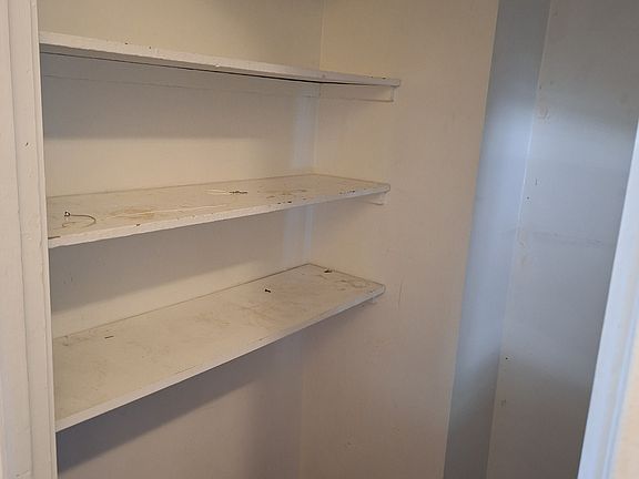 5th image of 97 Elmhurst St