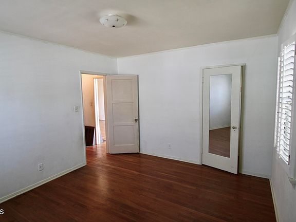 5th image of 3009 E Del Mar Blvd