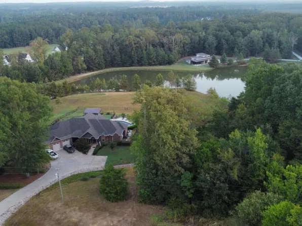 1081 Holly Bush Rd, Brandon, MS 39047