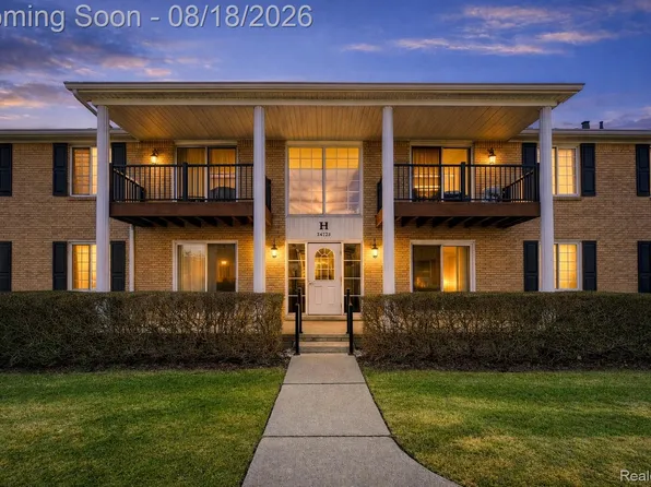 34720 Huntley Dr #23, Sterling Heights, MI 48312