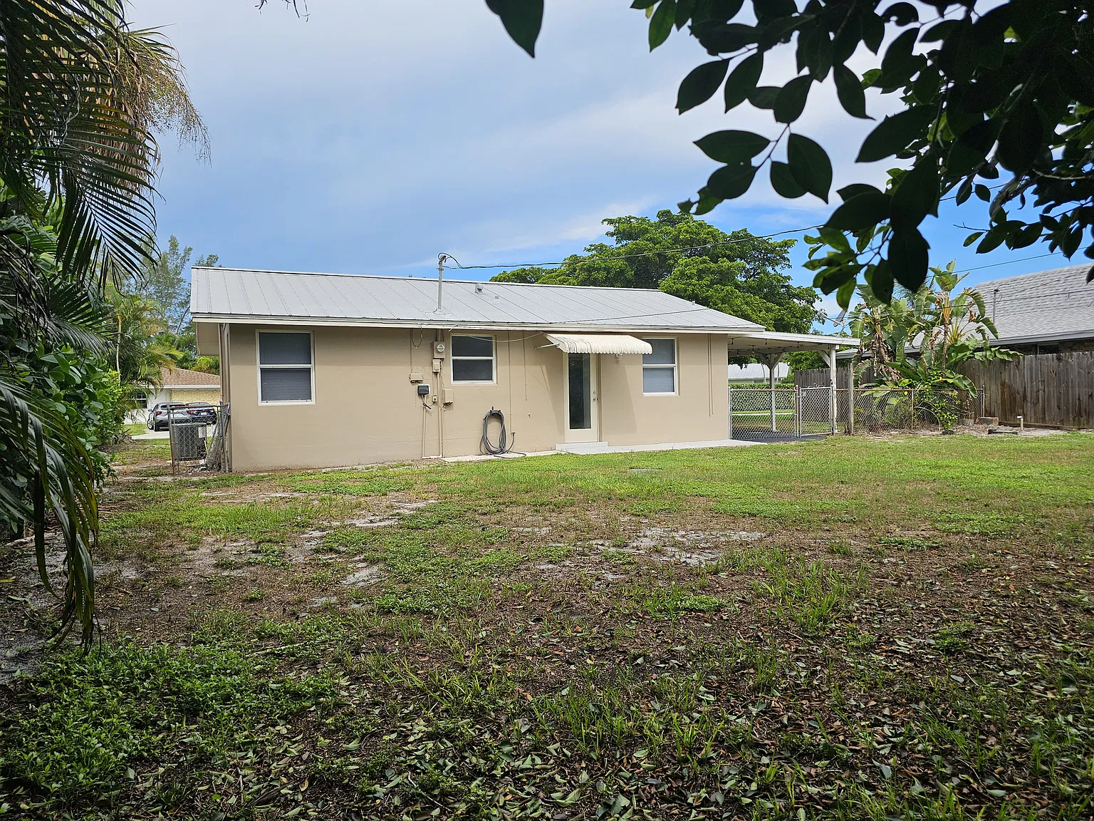 2 bed, 870 sqft, $2,200 — Photo 3