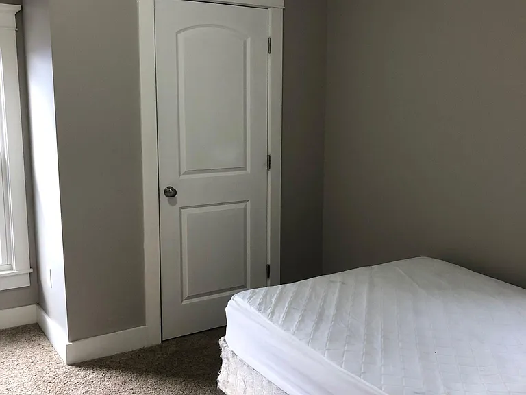 323 School St #5 — Photo 13
