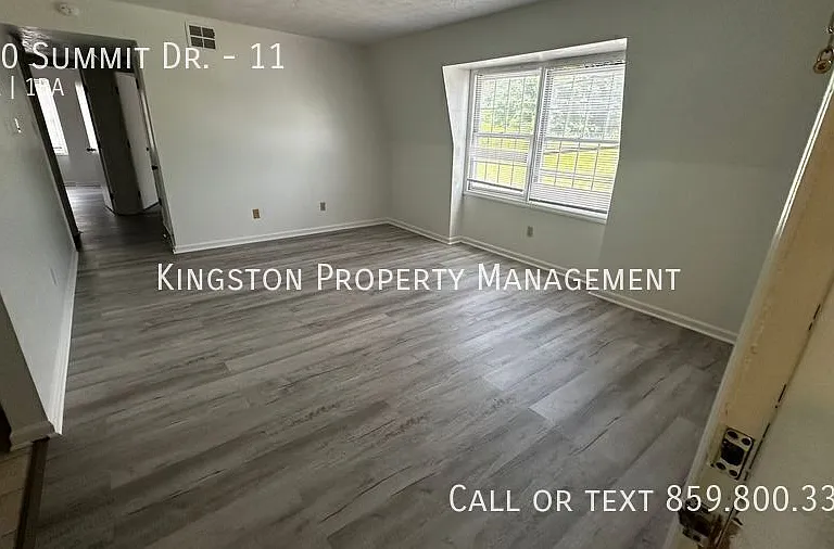 100 Summit Dr #11 — Photo 3