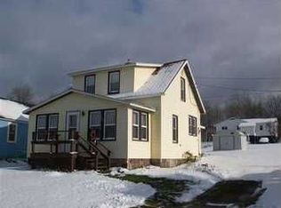103 Spruce St, Lanse, MI 49946