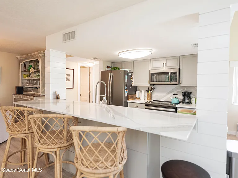 401 Seaport Blvd #T144 — Photo 16