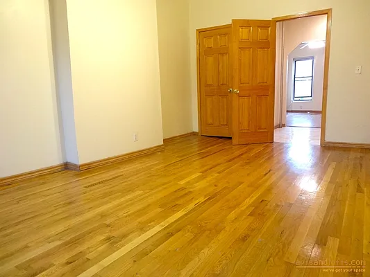 Rented by aptsandlofts.com | media 17