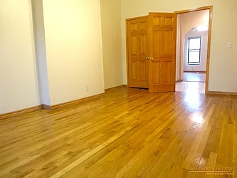 Rented by aptsandlofts.com