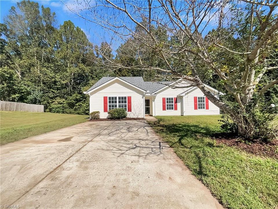 1st image of 607 Whistling Swan Dr