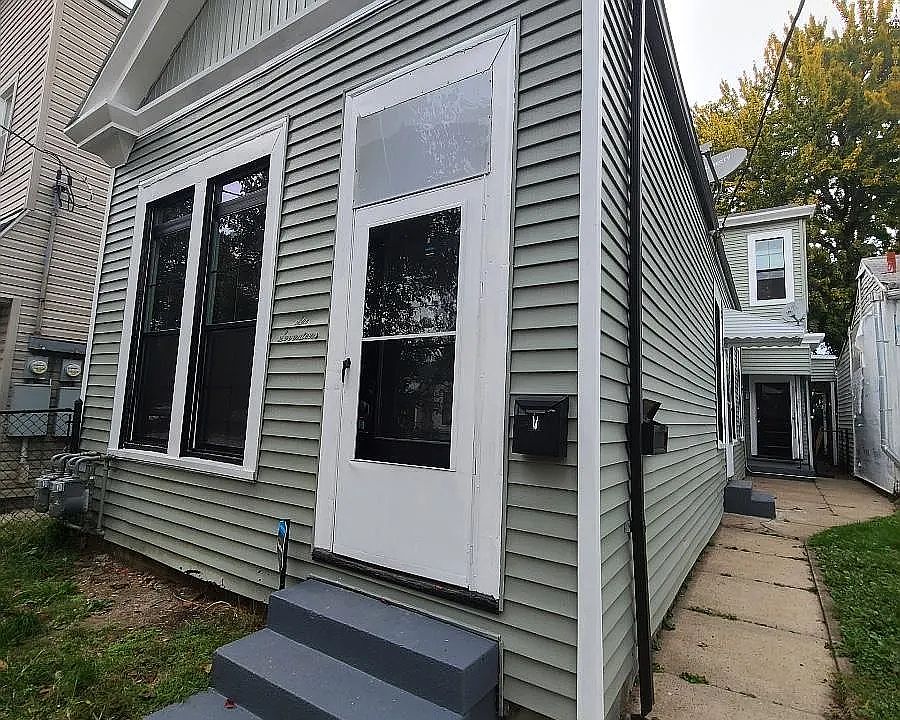 1st image of 617 E Ormsby Ave APT 1