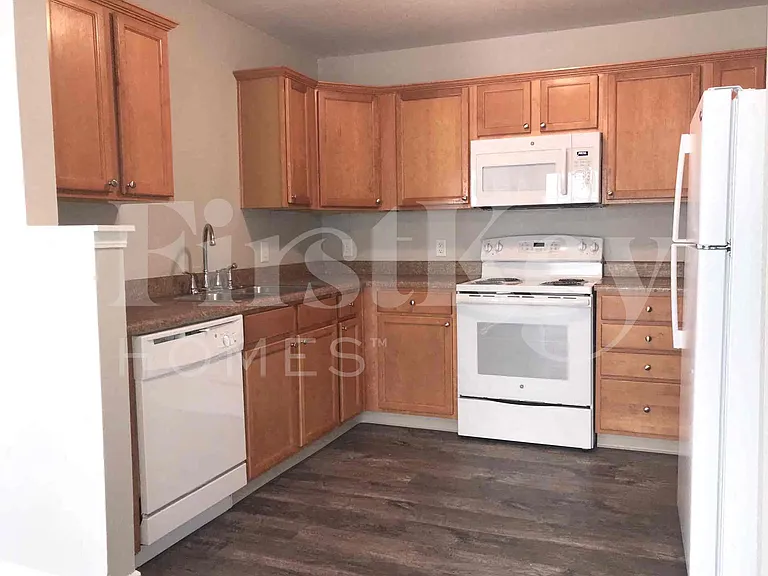 15400 Gallow Ln — Photo 6
