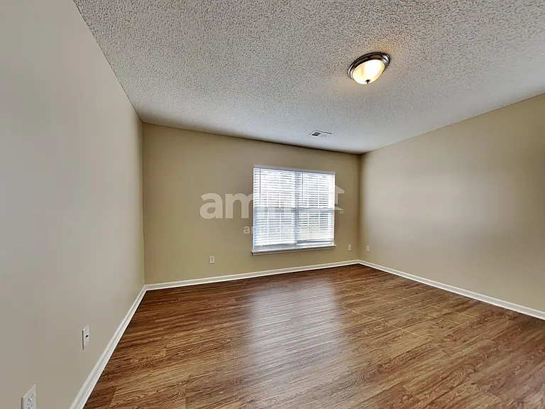 418 Dovetail Cir — Photo 23
