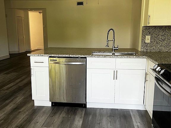 4th image of 6596 Via Regina #6596