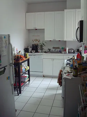 Rented by Metropolitan Equities | media 25