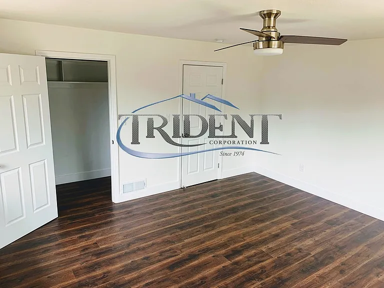 685 N Barrett Rd — Photo 12