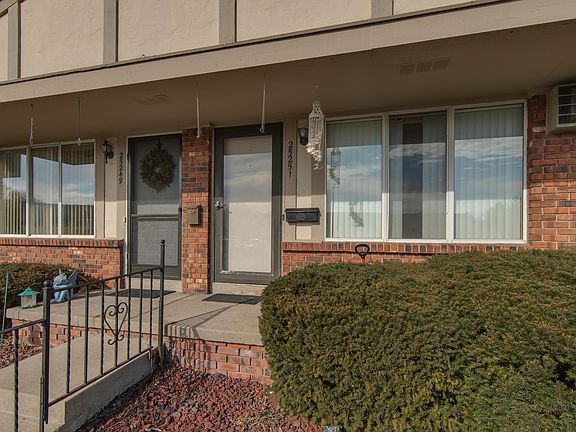 4th image of 25251 Franklin Ter Unit 6