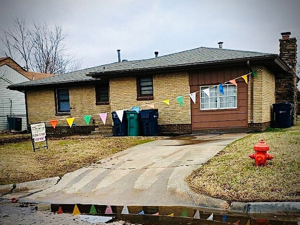 1st image of 1242 SW 47th St