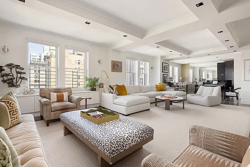 610 Park Ave #12EF Photo 1