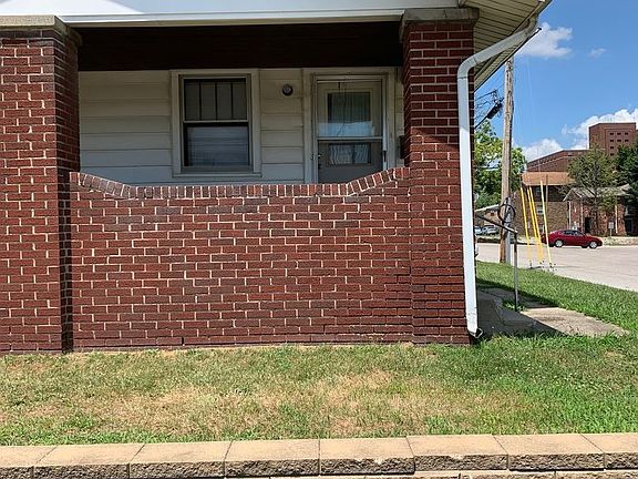 2nd image of 530 Harrison St