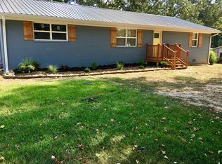 809 North Ave, Athens, TN 37303