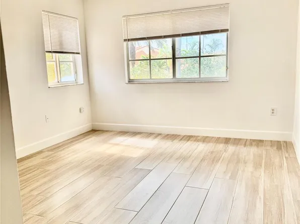 4856 N State Road 7, Coral Springs, FL 33073