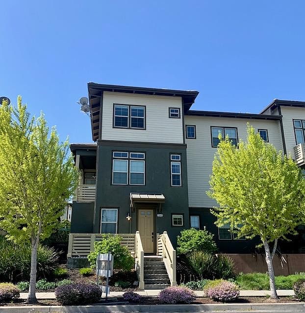 1st image of 2840 Saratoga Dr #1A
