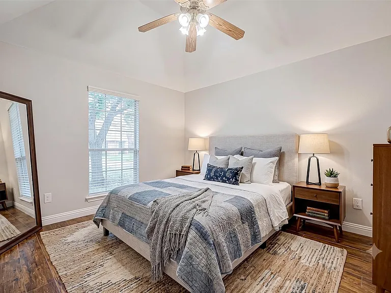 5410 Portage Rock Ln — Photo 23