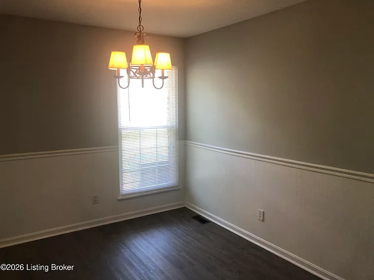 6811 Cedarwood Dr — Photo 8