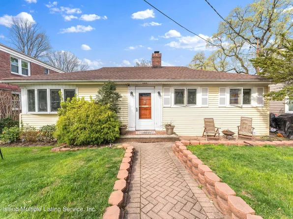42 Clinton Ct, Staten Island, NY 10301