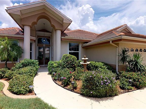 4th image of 9740 Mainsail Ct
