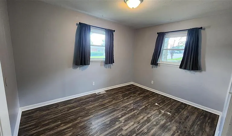 505 Kent Dr — Photo 27