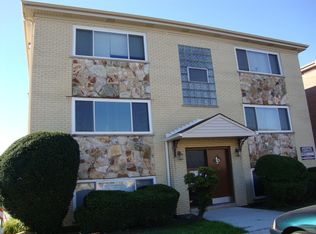 10451 Carol Ct APT 1E, Rosemont, IL 60018