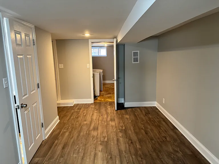 418 Bonsal St — Photo 20