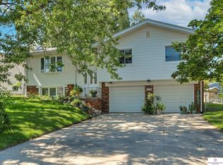 13616 Polk St, Omaha, NE 68137