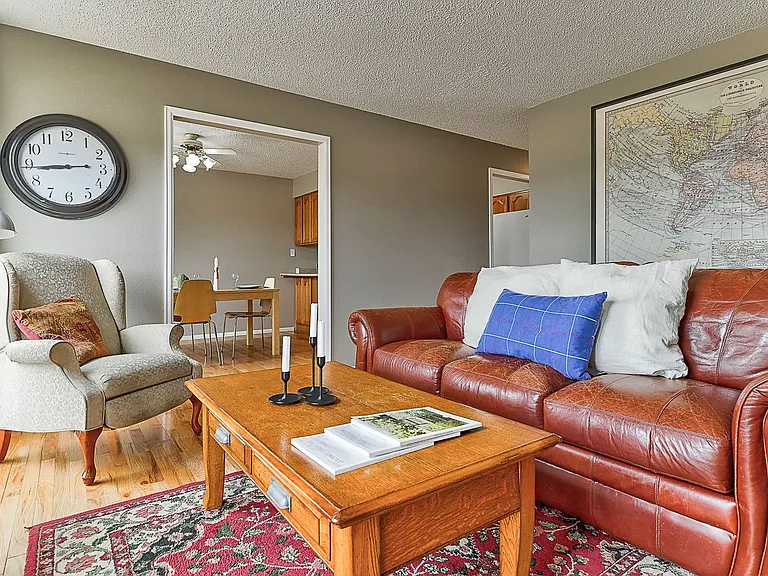 5150 Saddle Dr — Photo 4